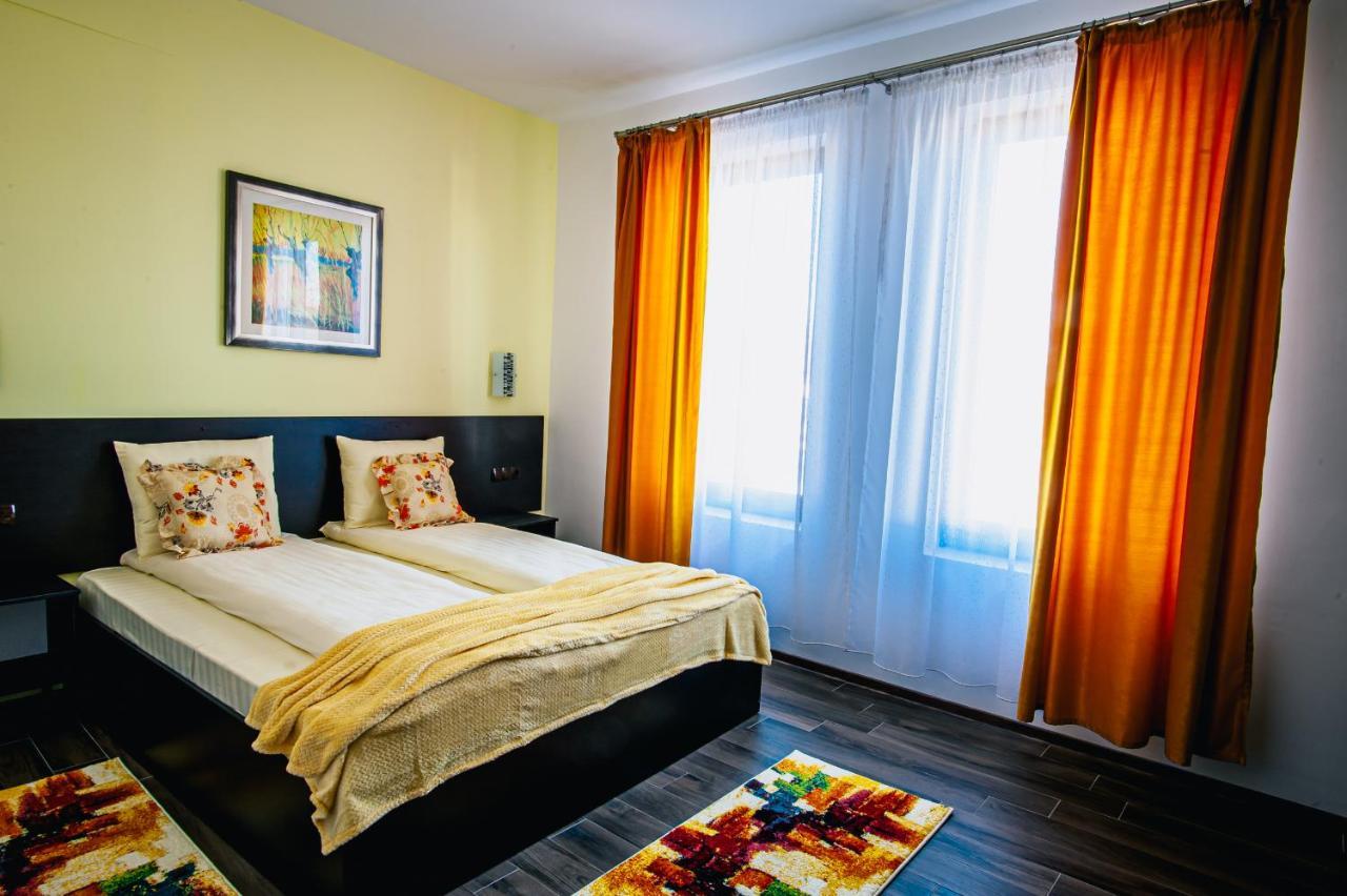 Colors Residence Клуж-Напока Екстериор снимка