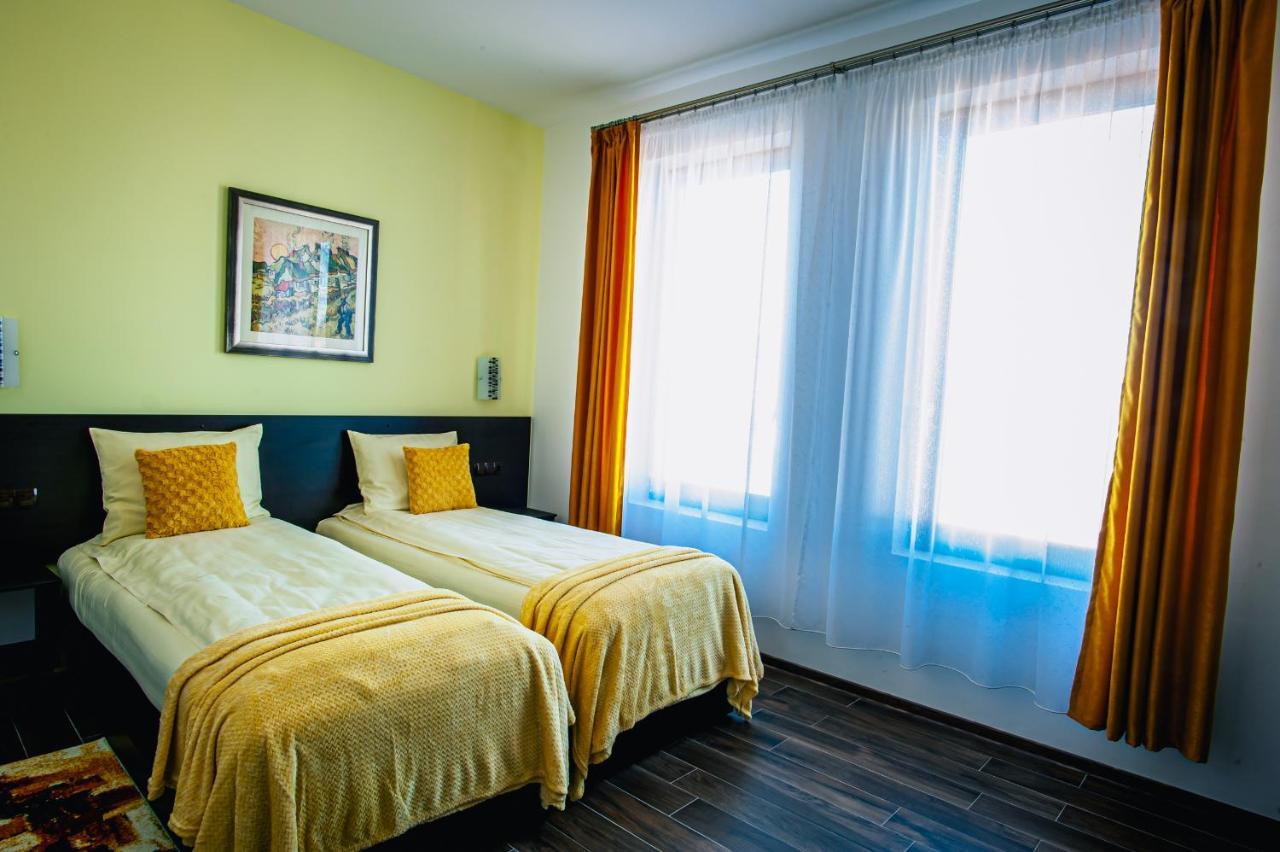 Colors Residence Клуж-Напока Екстериор снимка